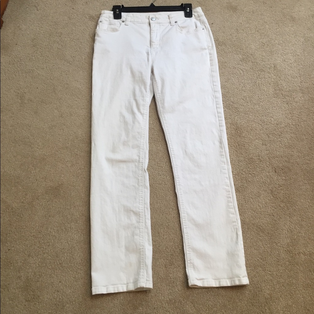 Jones New York Jeans soft white color Missy size 8